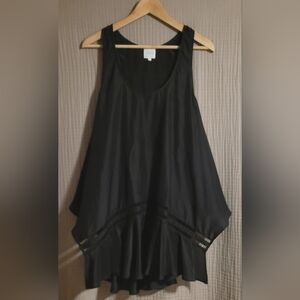 TRYB Silk Black with Intricate Details Sleeveless Flowy Tunic Top Size 4
